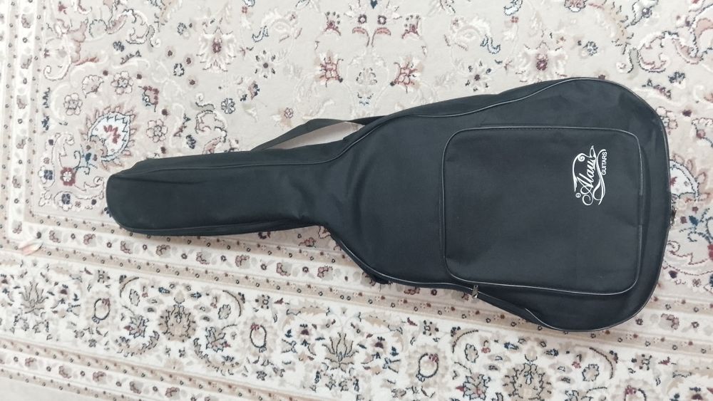 Гитара идеальном состаяние