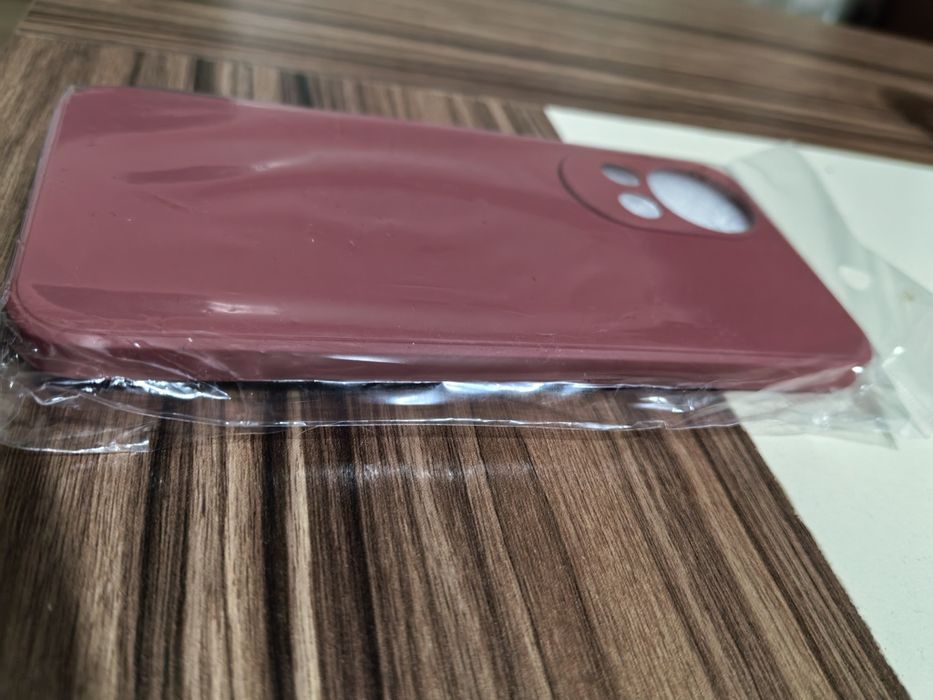 Мек силиконов гръб за Huawei Nova 13