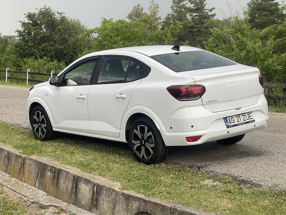 Dacia Logan III octombrie 2024 full option
