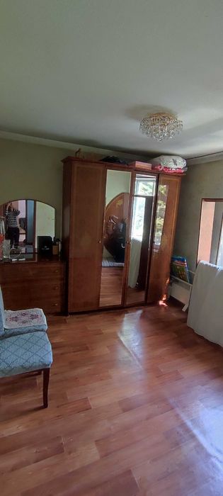 Дорогой спальный гарнитур недорого