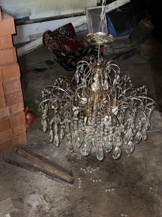 Люстра сатылады, бағасы 8000 теңге