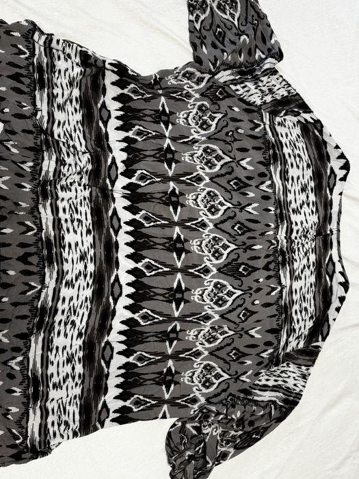 Дамски блузи и ризи голем размер