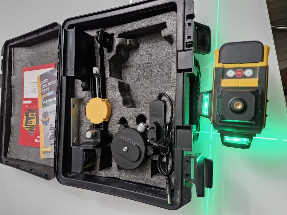 Продавам  лазерен  нивелир