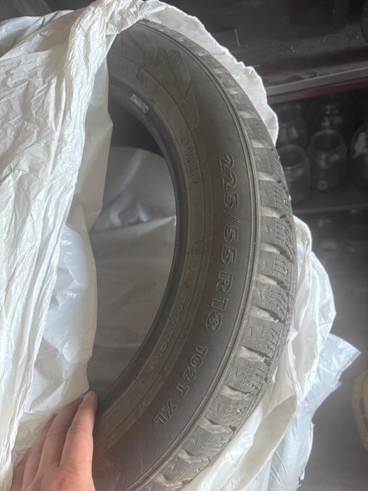 Продется зимние автошины R18 nokian