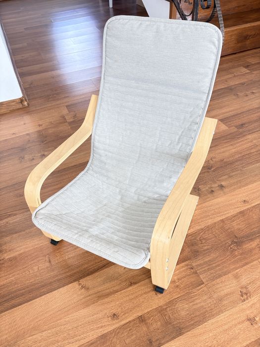 Fotoliu IKEA pentru copii, furnir mesteacăn, bej deschis
