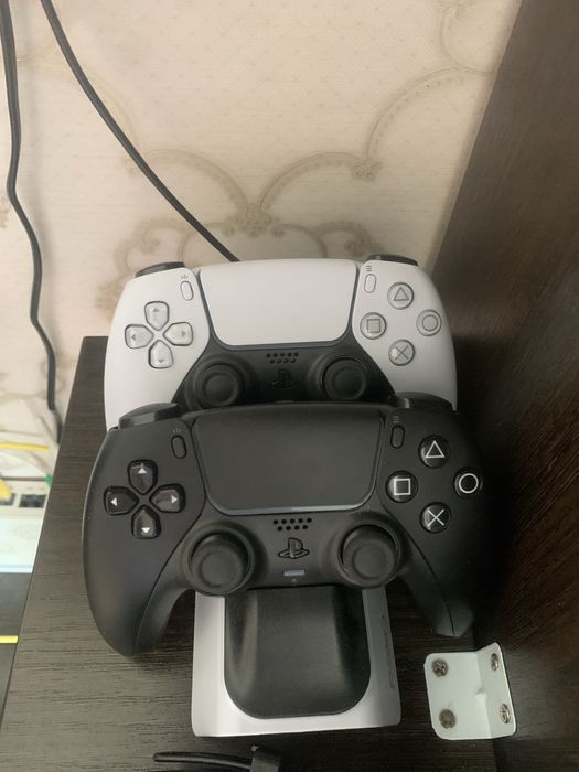 Продам PlayStation 5 slim