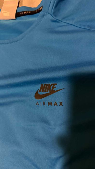 Тениска Nike Air max