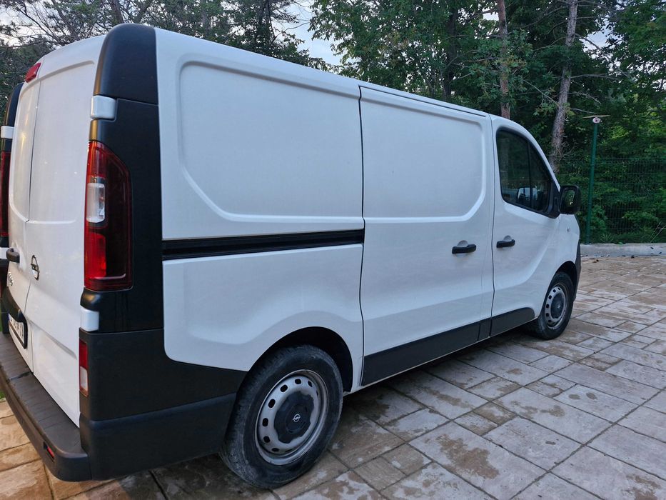Товарен микробус Opel Vivaro