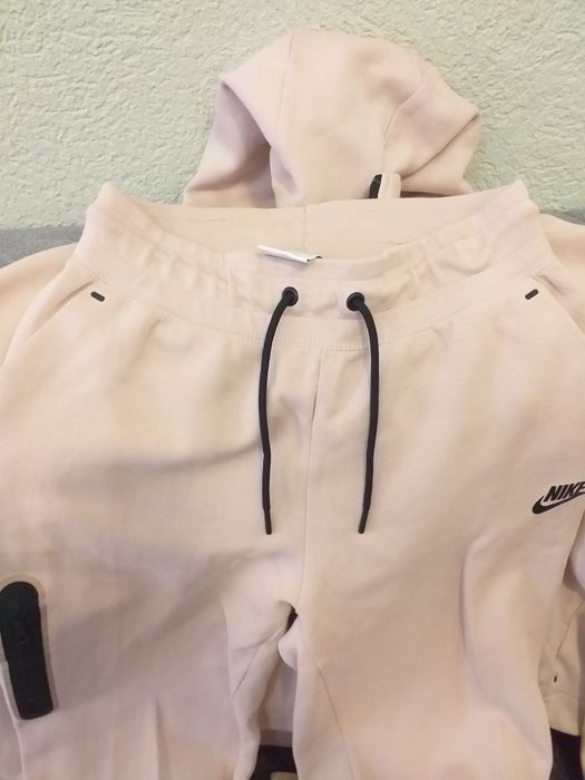 Compleu Nike tech