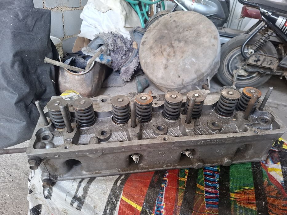 Коленвал,головка от дв