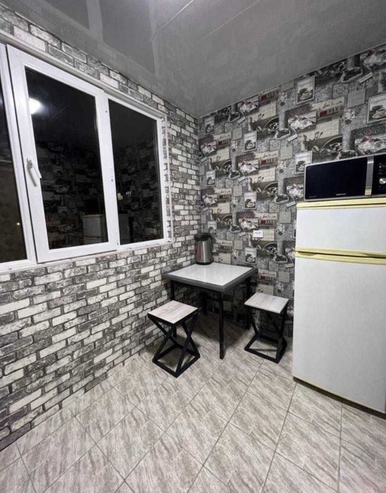 Метро Новза улица Мукимий Срочно продам 1/3/5 кирпич балкон 2/3