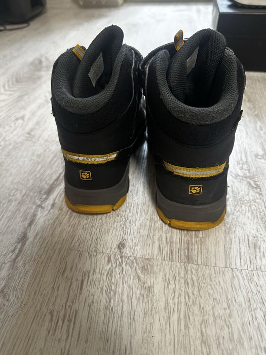 Детски обувки Asics, Jack Wolfskin