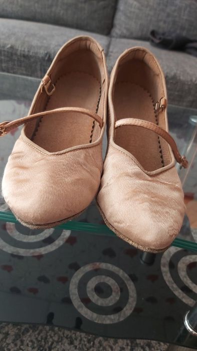 Обувки за спортни танци-стандарт