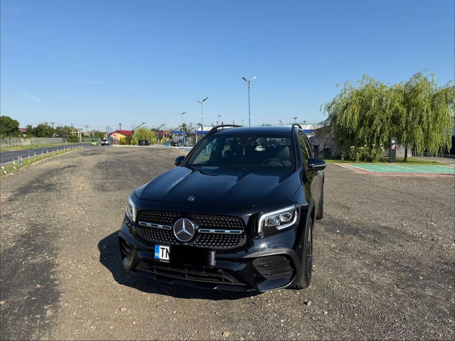 Mercedes-Benz GLB Mercedes-Benz GLB 250 4 Matic AMG line