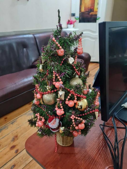 Ёлка на новый год с игрушками высота 40-45см