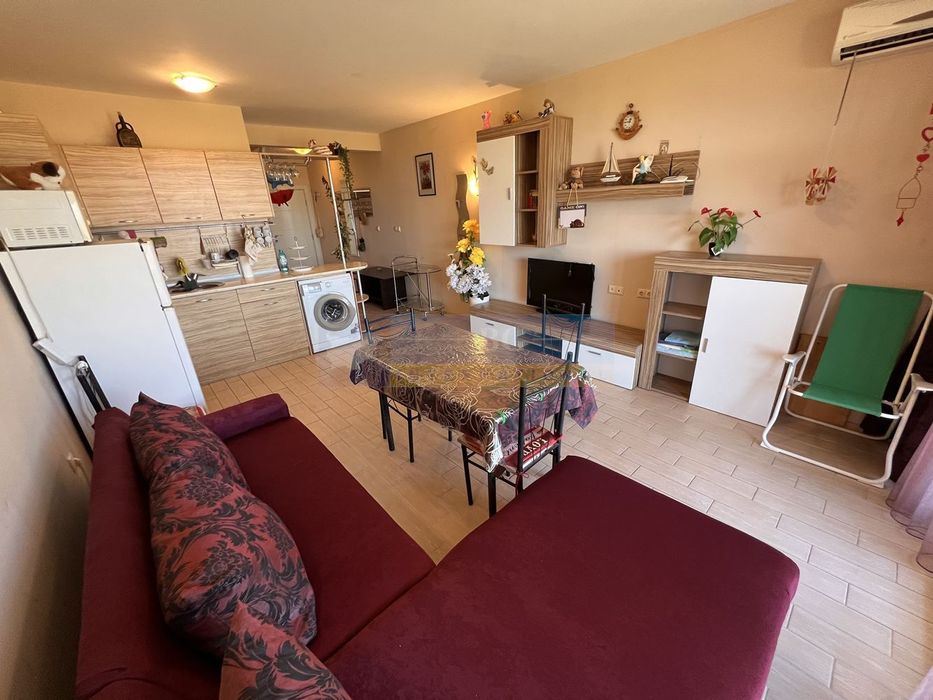 Продава се Двустаен апартамент в Черноморец - 95 кв.м за 1369 €/кв.м - Снимка #9