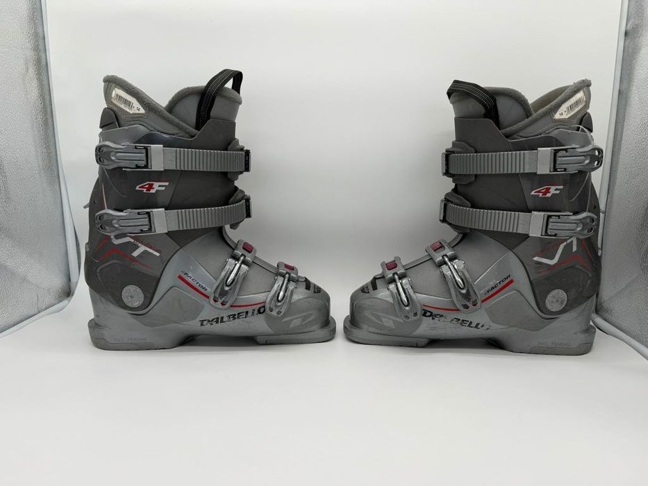 Clapari ski schi carve Dalbello Vantage 4F marime EUR:41 Mondo:26.5 Flex:65 last:103