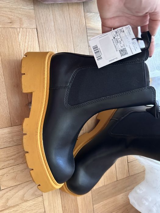 Дамски боти размер 36 Mango