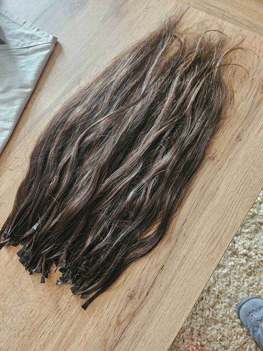 Кератинови кичури естествени