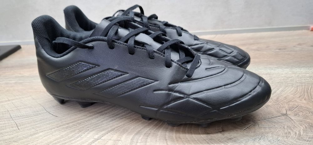 Бутонки   Адидас