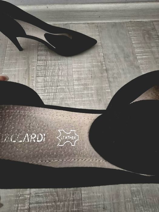 Туфли на каблуке