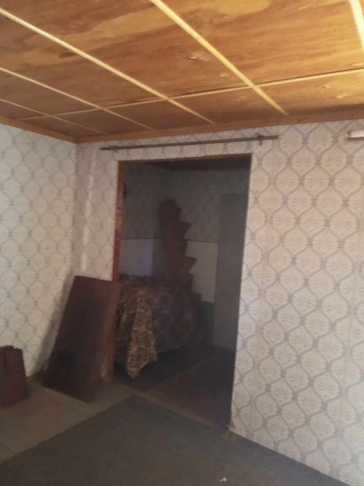 Вила източно от военния полигон в Казанлък