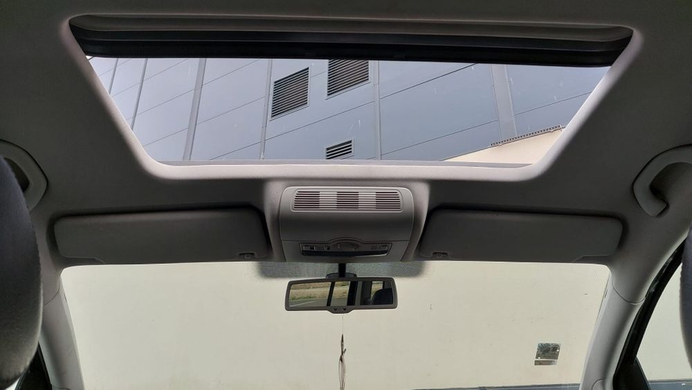 Vw Touran 2.0 TDI 2008 7 LOCURI AUTOMAT