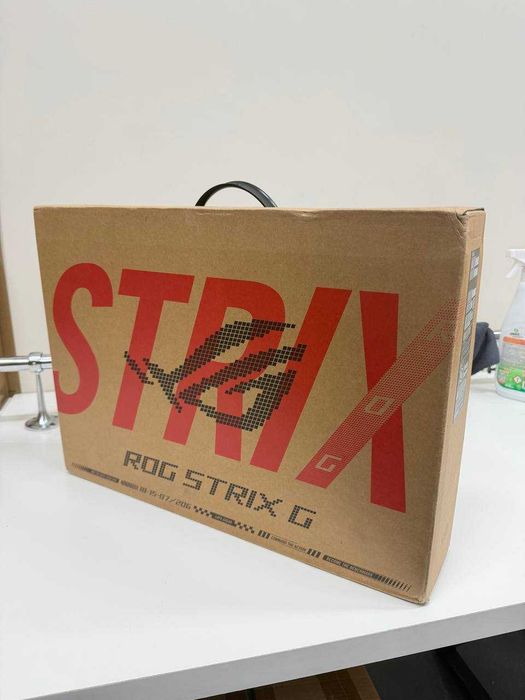 Новый игровой ноутбук Asus Rog Strix G18 i7-14650hx rtx5060