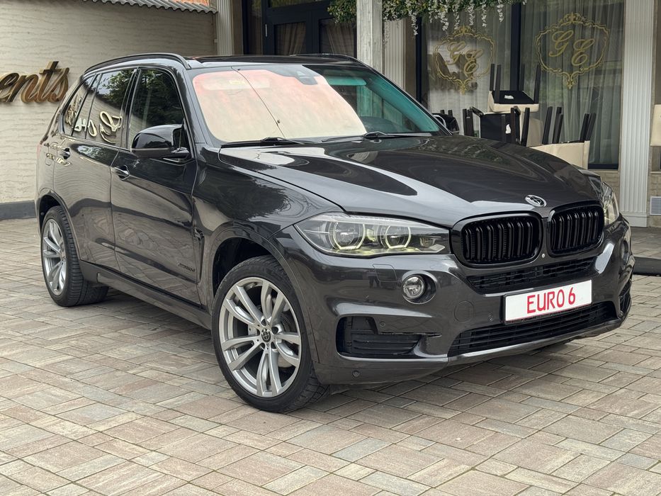 BMW x5 3.0D / Xdrive / euro6 / panoramic /Rate/Buy-back