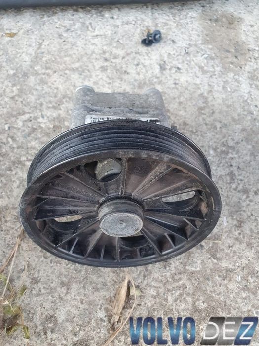 Pompa servodirectie VOLVO S60 V70 XC70 S80 30741789 36050560