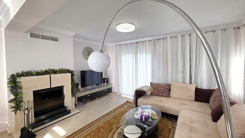 Продава се Къща в Бургас, Сарафово - 167 кв.м за 1145 €/кв.м - Снимка #2