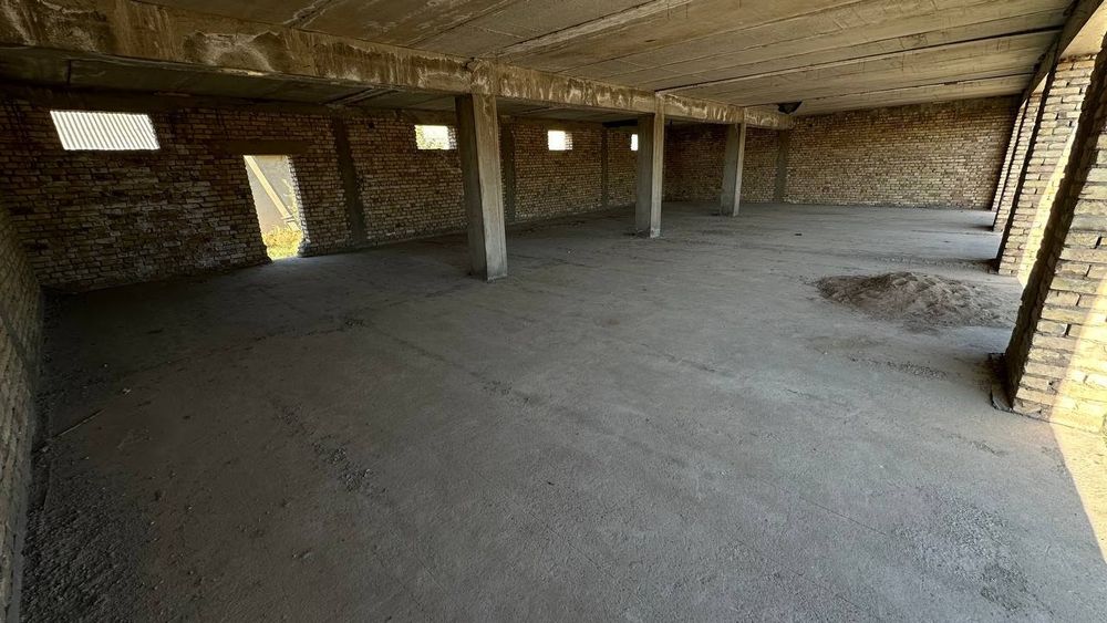 Qurilishi tugallanmagan bino sotiladi