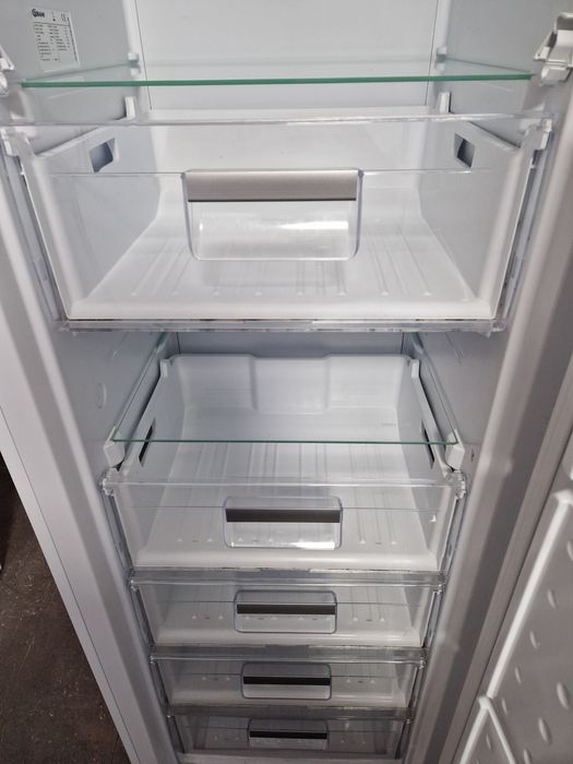 Фризер Gram A++ No Frost 300 литра