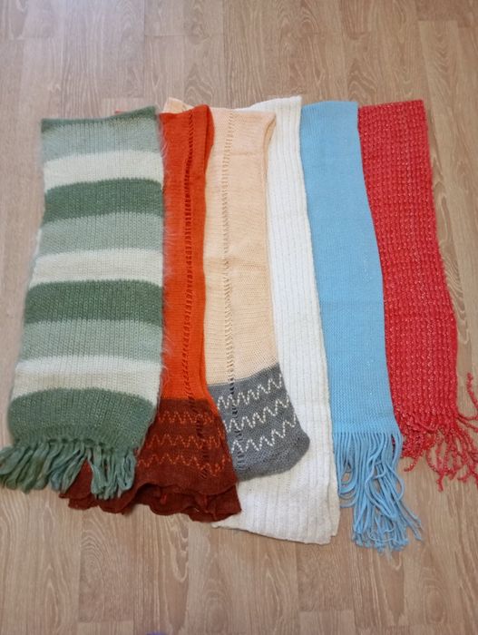 Продам новые палантины. Цена 1000 тг.