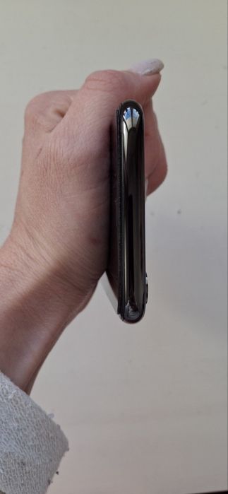 iPhone X, черен корпус, 64GB