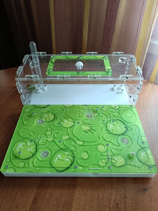 Ферма для муравьев (формикарий)