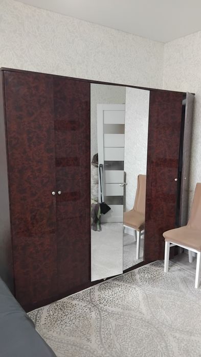 Продам кровать и шифоньер