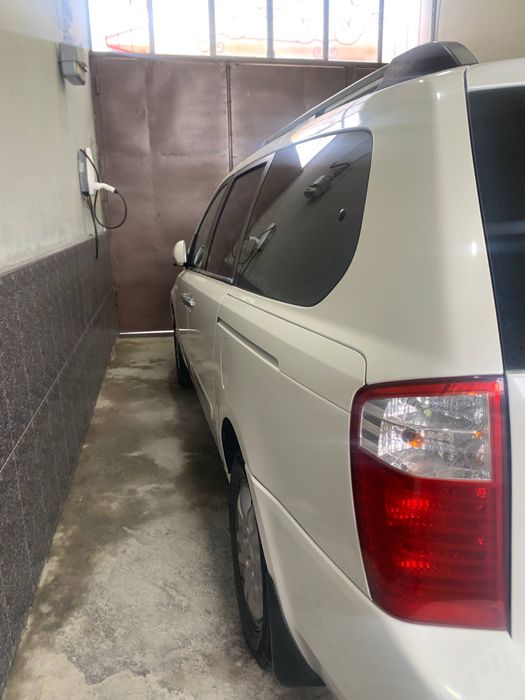 Kia karnival 2006 limuzin