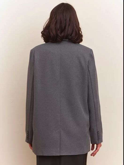 Продам Пиджак модель оверсайз