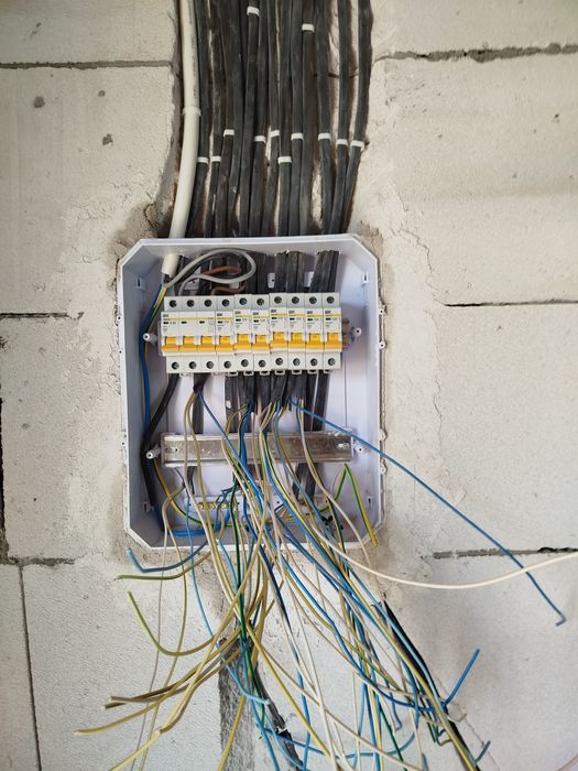 Электрик  электромонтаж