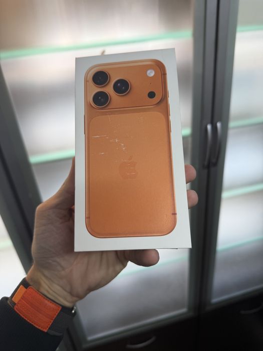 Vand Iphone 17 Pro Cosmic Orange 256Gb Nou(Sigilat)