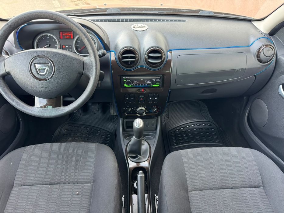 Dacia Duster Prestigi 1.6 benzina 2WD