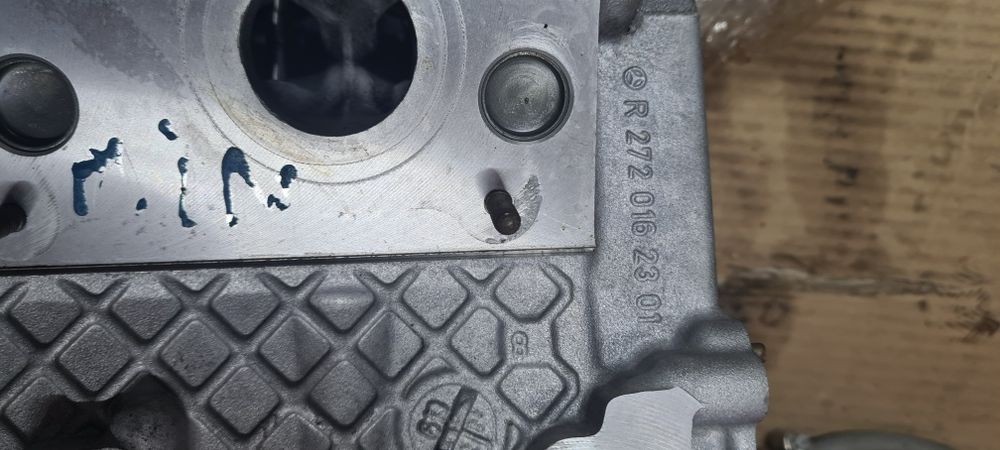 Vând chiuloasa Mercedes-Benz 3500  dreapta stanga