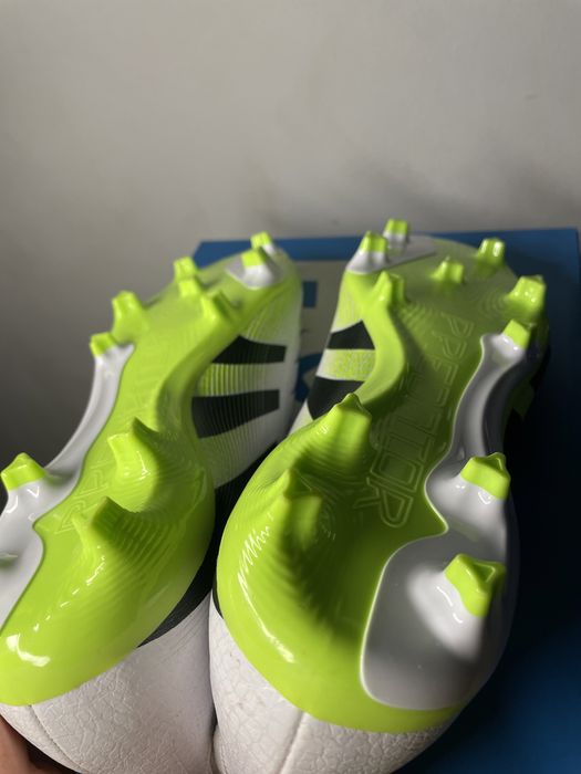 Ghete de fotbal Adidas Predator