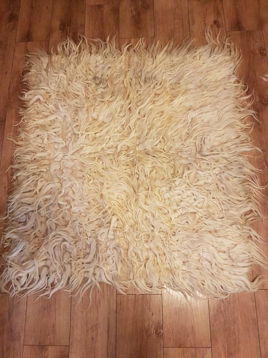 Тетевенски тъкани халища