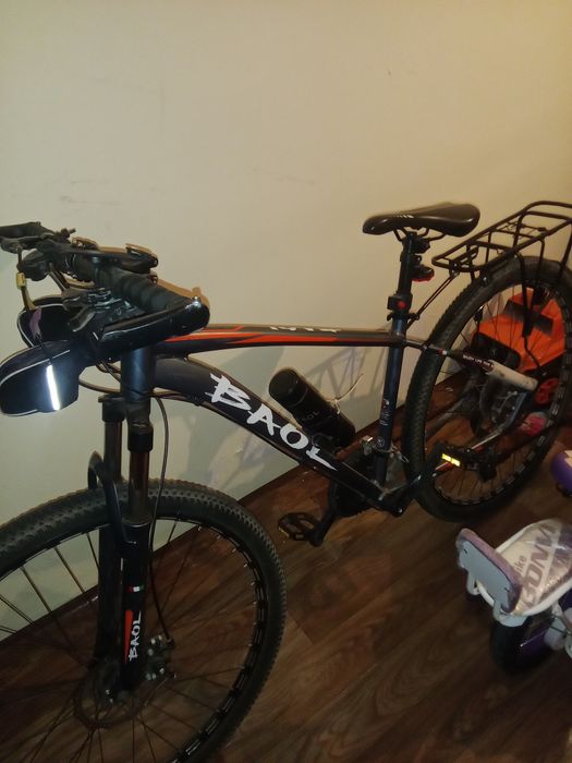 Продается велик почти новый