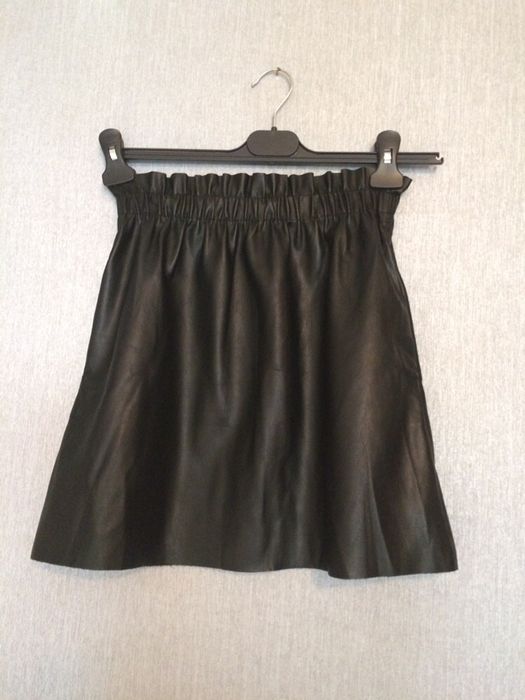 Кожена пола Zara