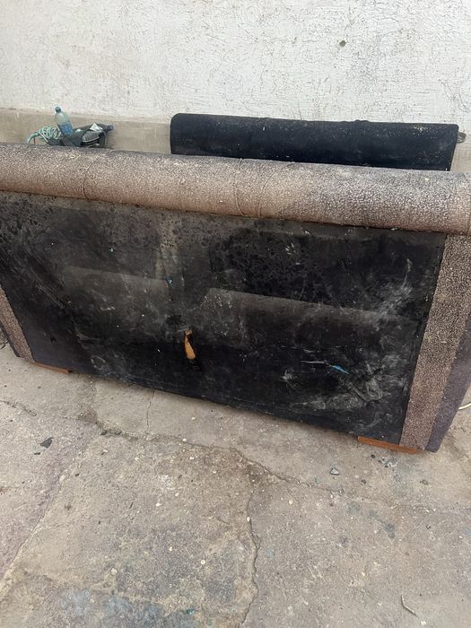 Диван в хорошем состоянии