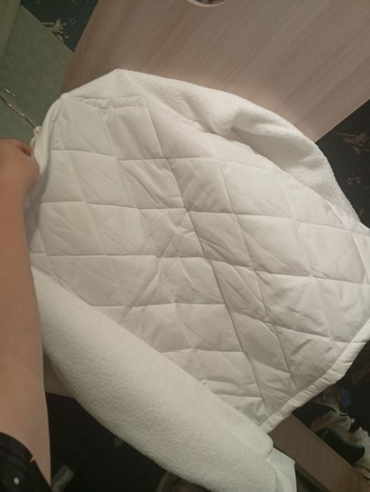 Продам куртку весна-осень