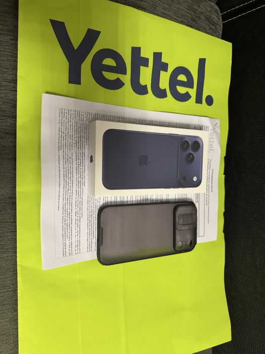 КАТО НОВ 256GB iPhone 17 Pro Max Yettel Гаранция 2028 Deep Blue | Син
